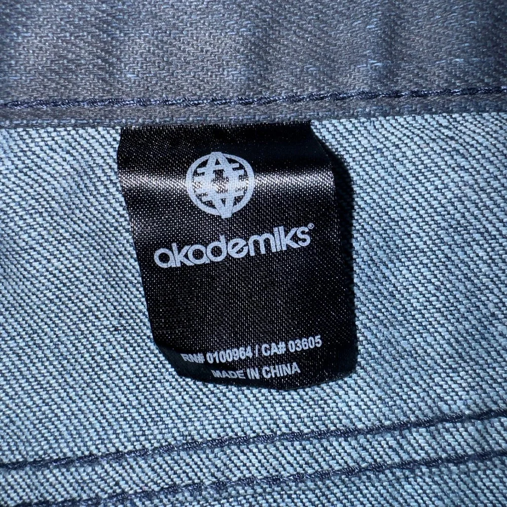 Akademiks Jeans Mens 40x34 Navy Denim Flat Front Straight Leg Hipster Black Tab